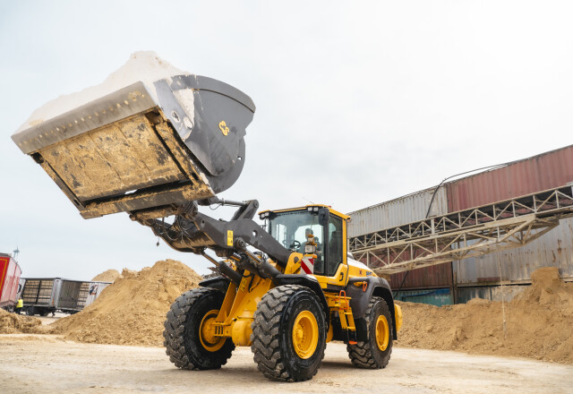 Shovelmachinist menglocatie Kampen